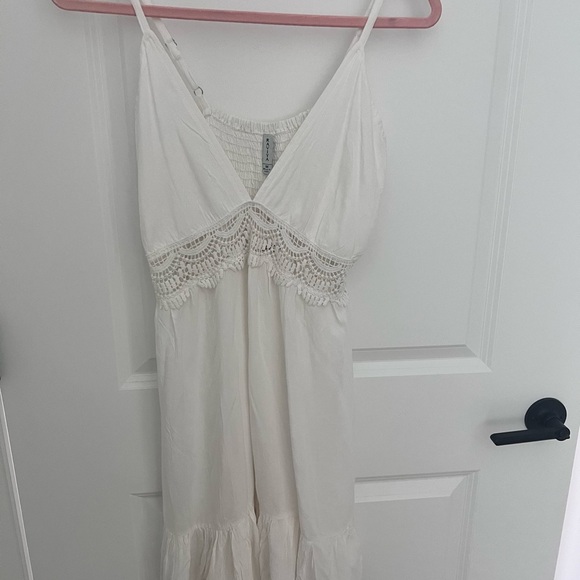 Raviya Medium Sleeveless Flutter-Hem Cover-Up Dress Swim White New Size Medium - Picture 3 of 10